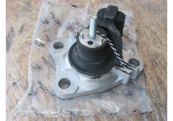 подушка (опора двигуна права) Renault Megane, Scenic 1.9 dci, dti, 99-03, 7700436287, 8200267624, 8200185696